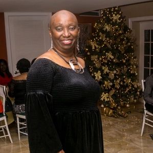 Meet your Posher, Sharon